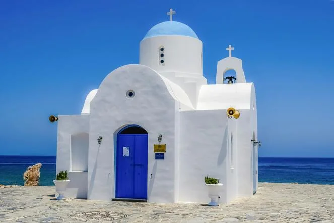 Integrazione di un Sistema di Traduzione per la Chiesa