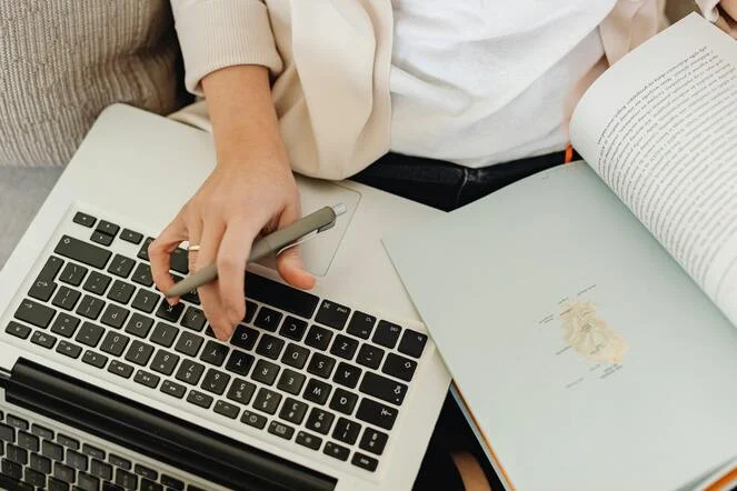 Servizi Professionali di Traduzione Inversa