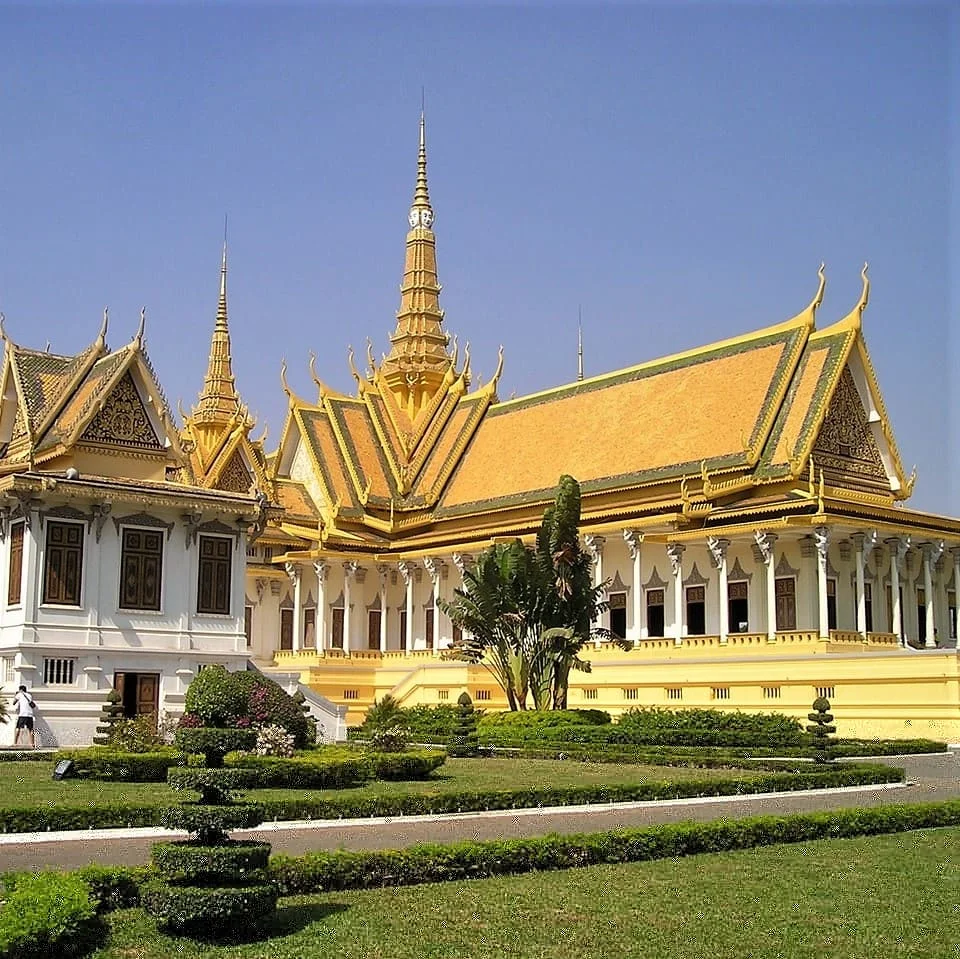 Traduzioni in khmer per settore