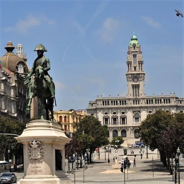 Servizi professionali di traduzione in portoghese di PoliLingua