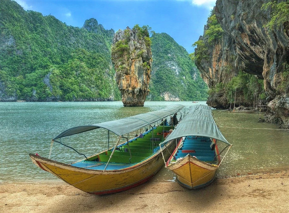 Contattaci per richiedere un preventivo gratuito per una traduzione professionale in thailandese
