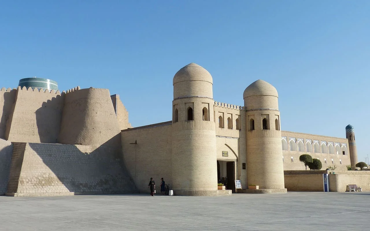 Traduzioni in uzbeko di PoliLingua