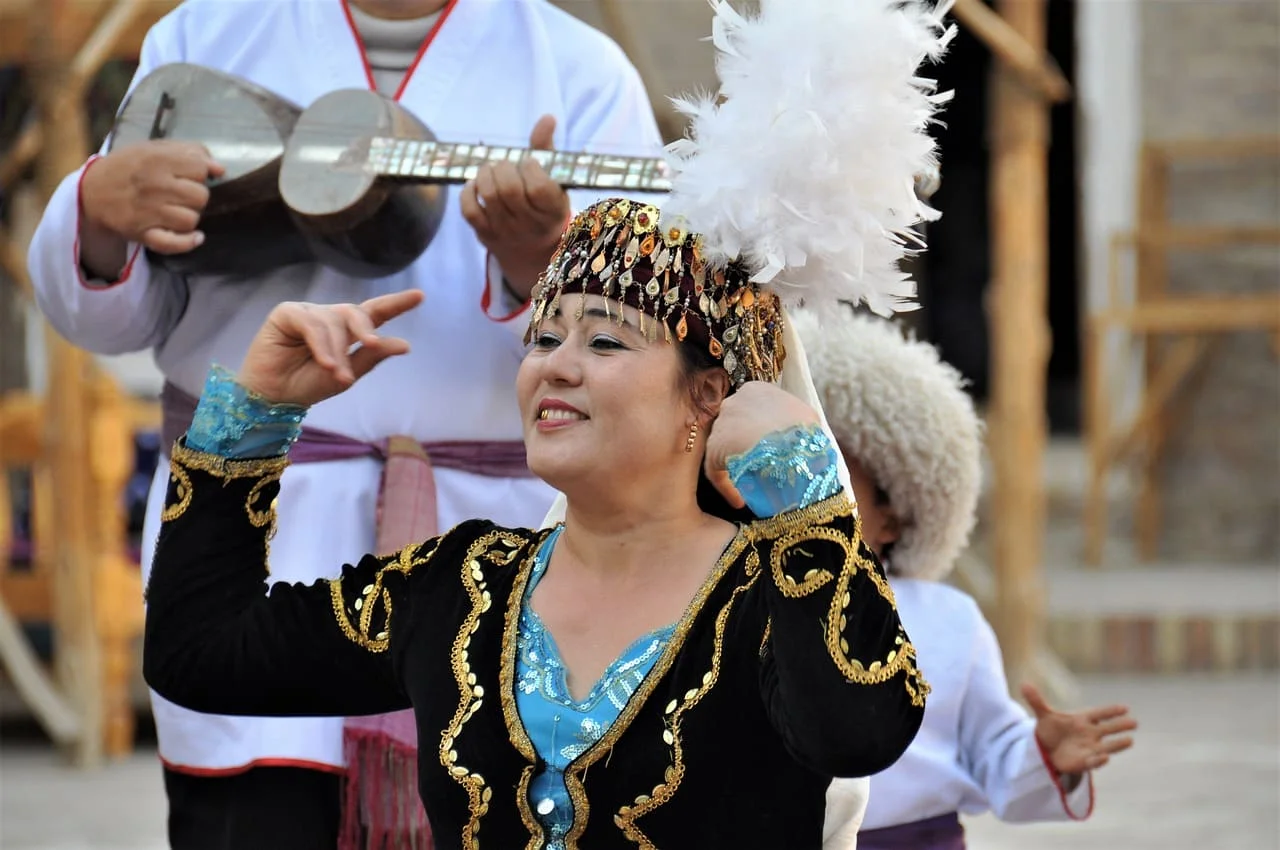 Altre combinazioni linguistiche comuni per le traduzioni uzbeke