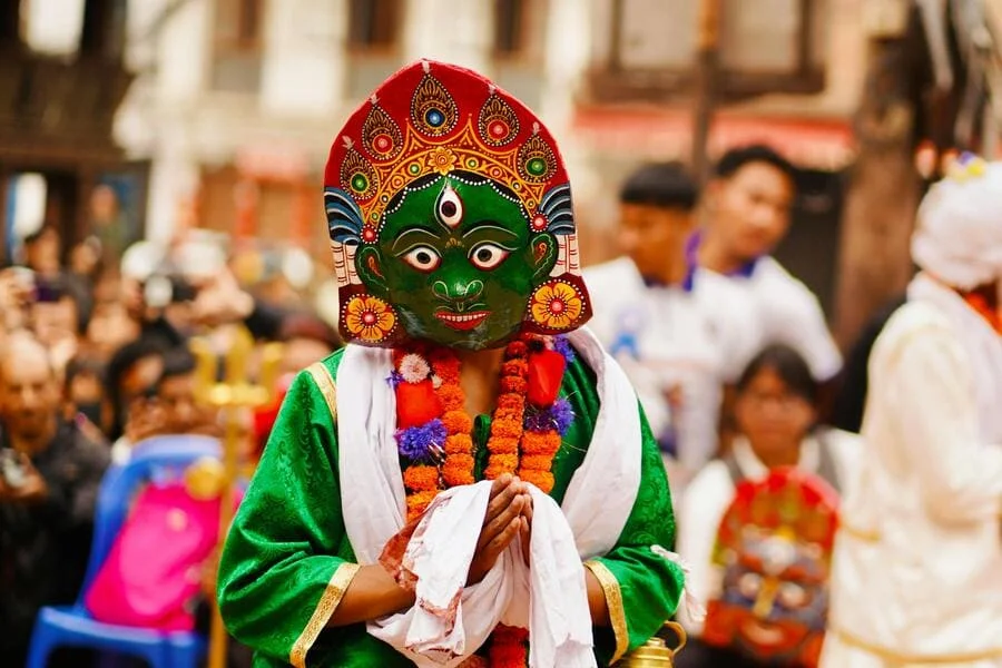 Le Dimensioni del Mercato di Lingua Nepalese
