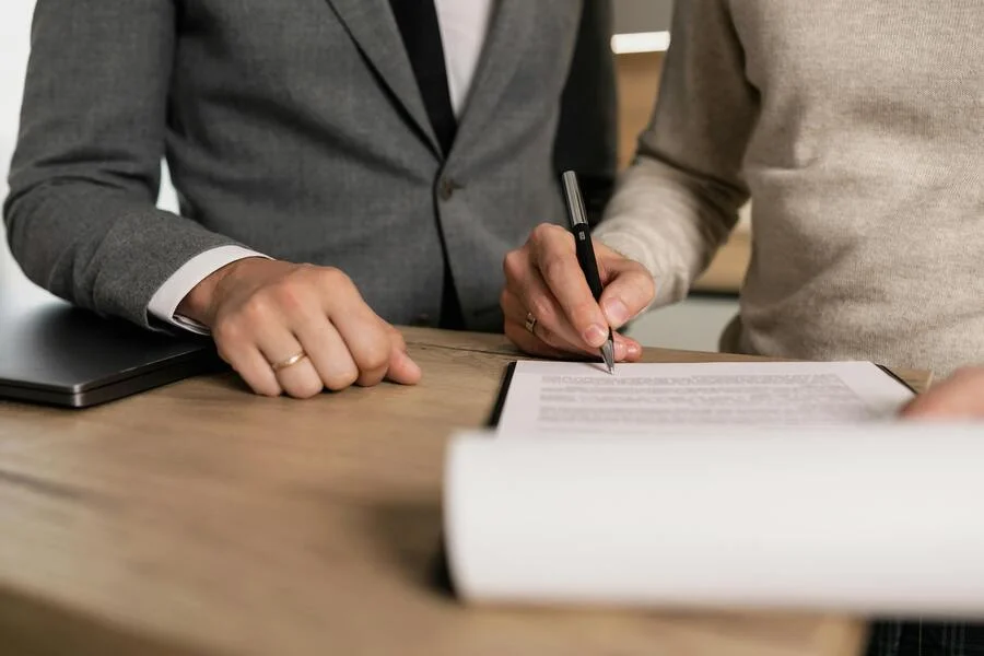 Traduzioni legali: Accuratezza per Documenti Ufficiali